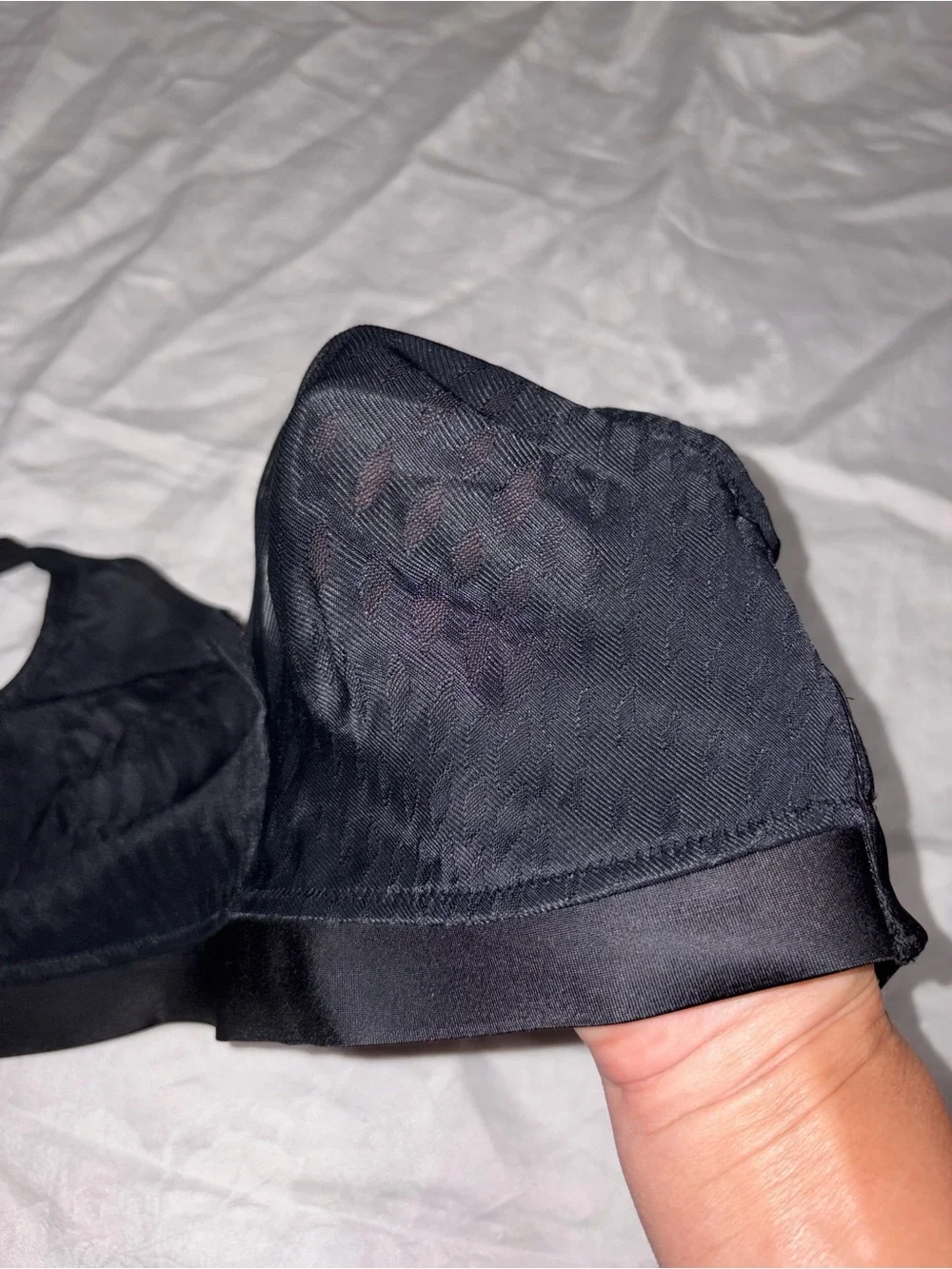 Nwot WACOAL 852336 ELEVATED ALLURE WIRELESS BRA BLACK  Sz 34DD